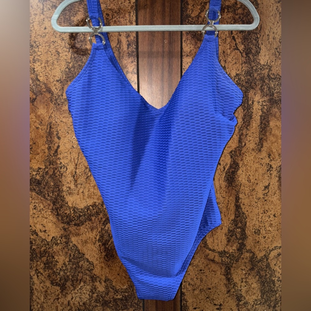 Women’s One piece bathing suit